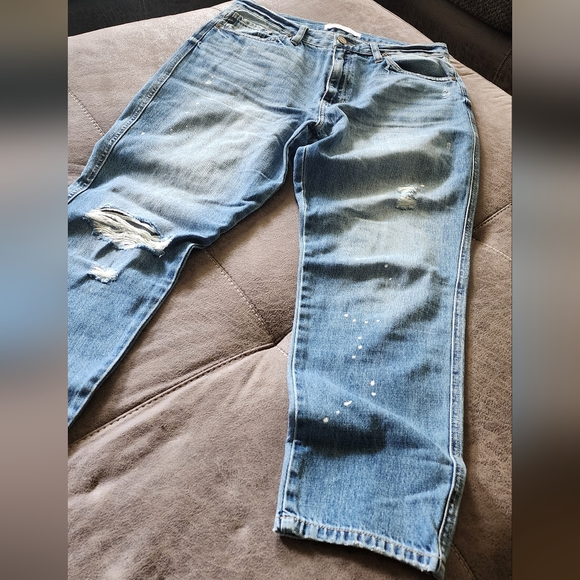 KanCan Lorelei Ultra High Rise Mom Jeans - Picture 6 of 11